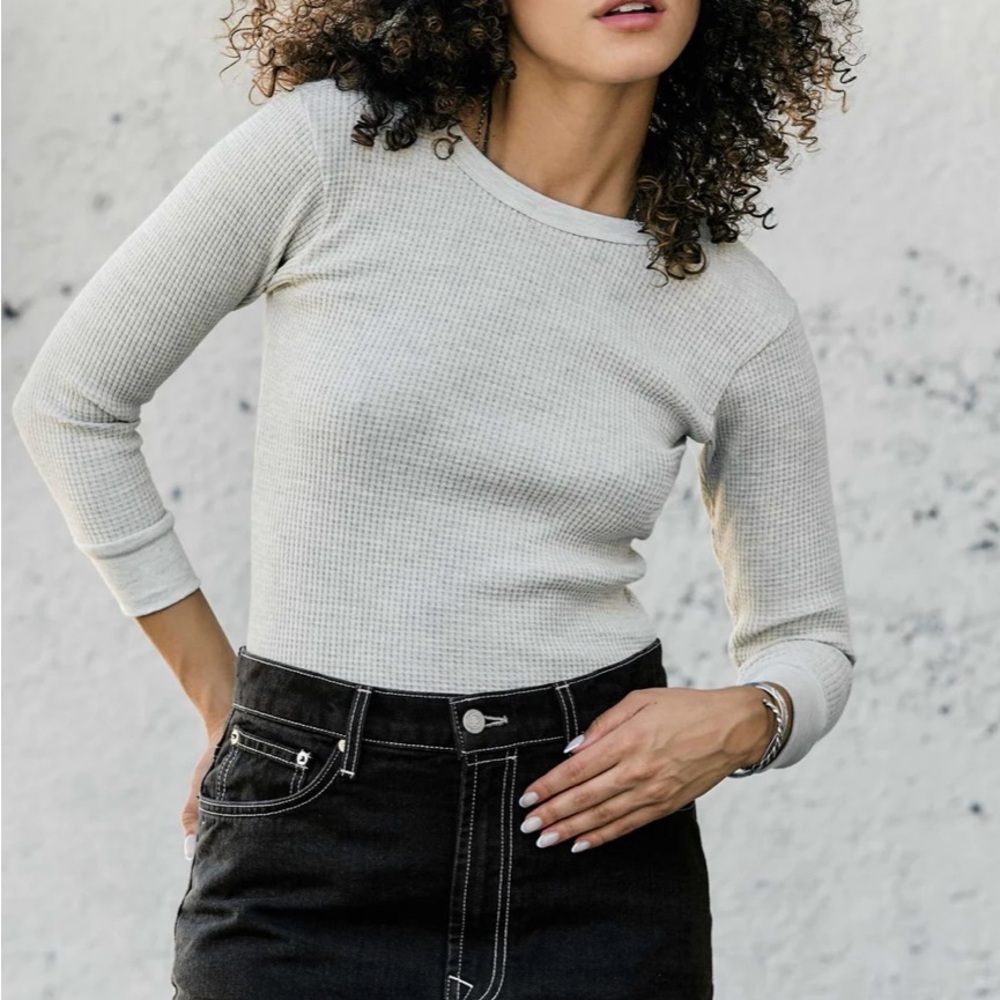 imogene + willie Long Sleeve Waffle Knit Crew in Ash size M